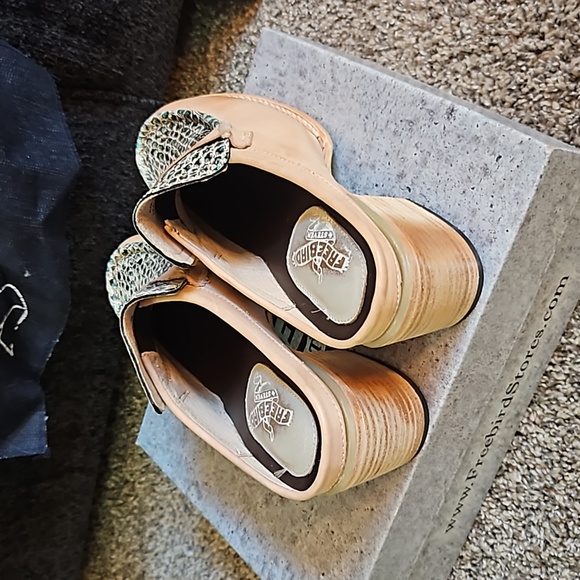 NIB Freebird Collins mules - Picture 6 of 11